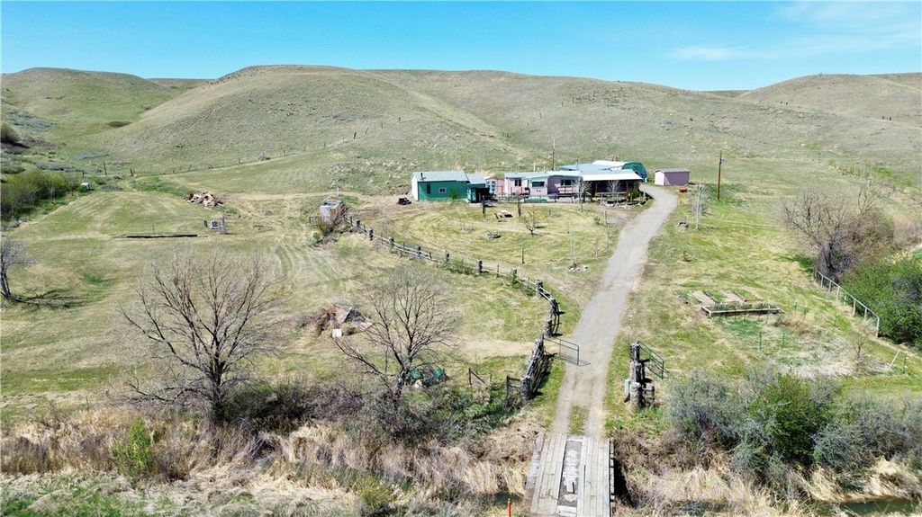 Photo of 55 Mangum Lane, Joliet, MT 59041 (MLS # 358839)