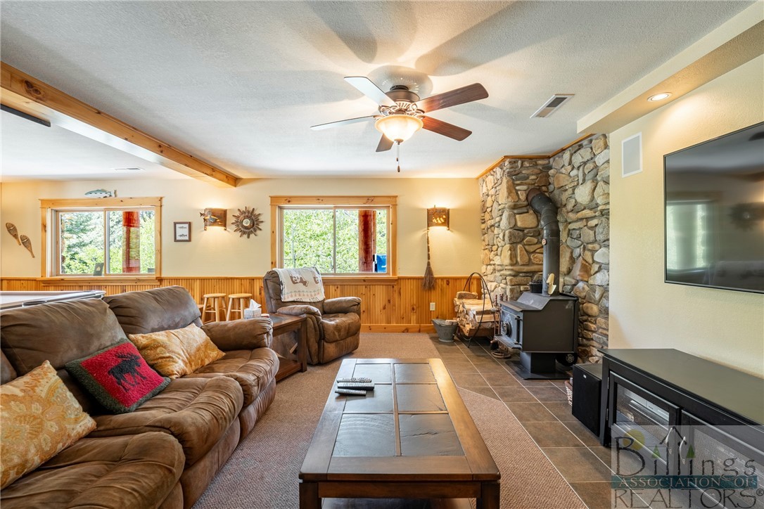 Red Lodge, Montana 59068, United States, 4 Bedrooms Bedrooms, ,2 BathroomsBathrooms,Residential,Contingent,55715