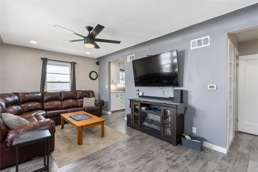 4642 Mitchell Avenue