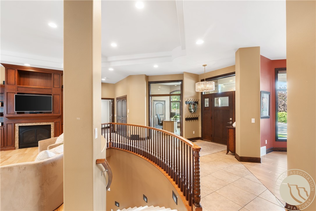1735 Forest Park Drive