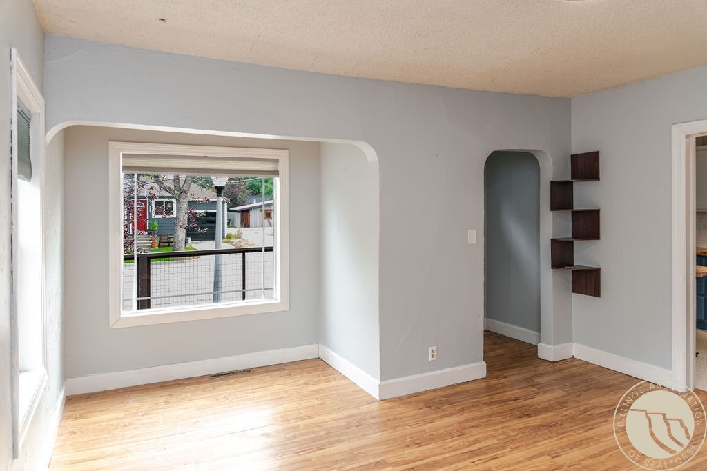 1114 4th Street W