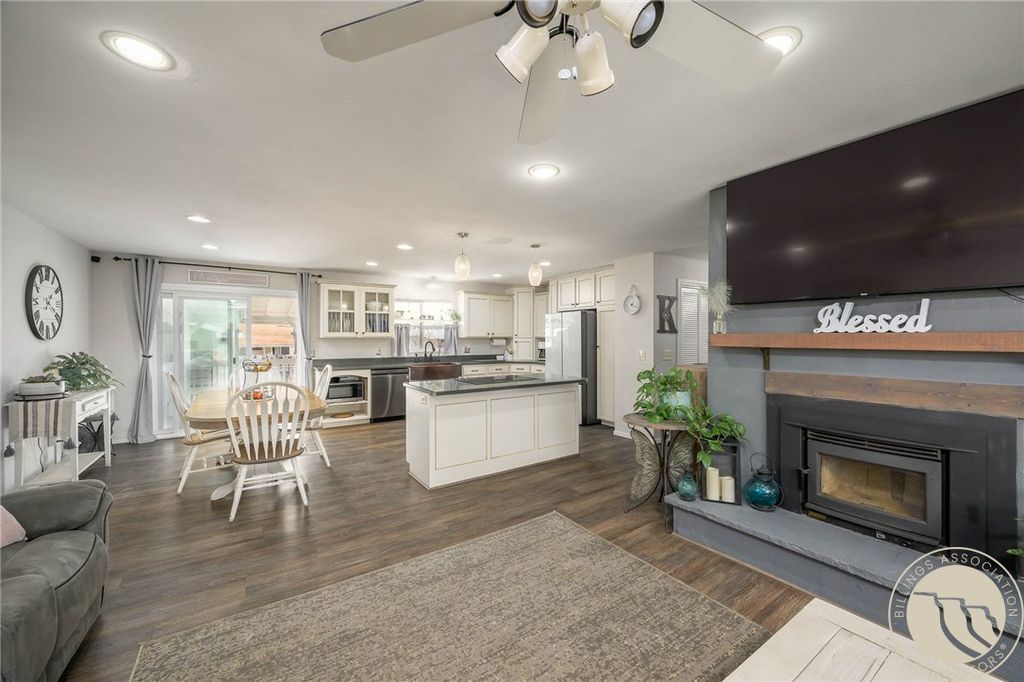 Photo of 1913 Columbine Drive, Billings, MT 59105 (MLS # 357501)