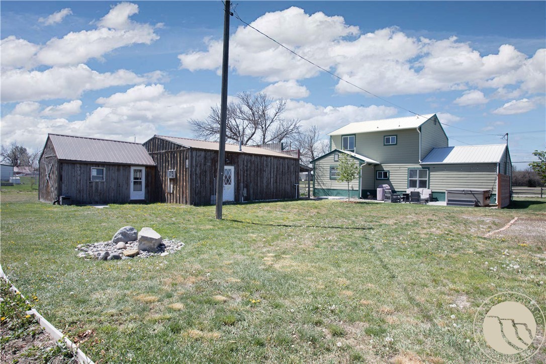 1407 N Custer Avenue
