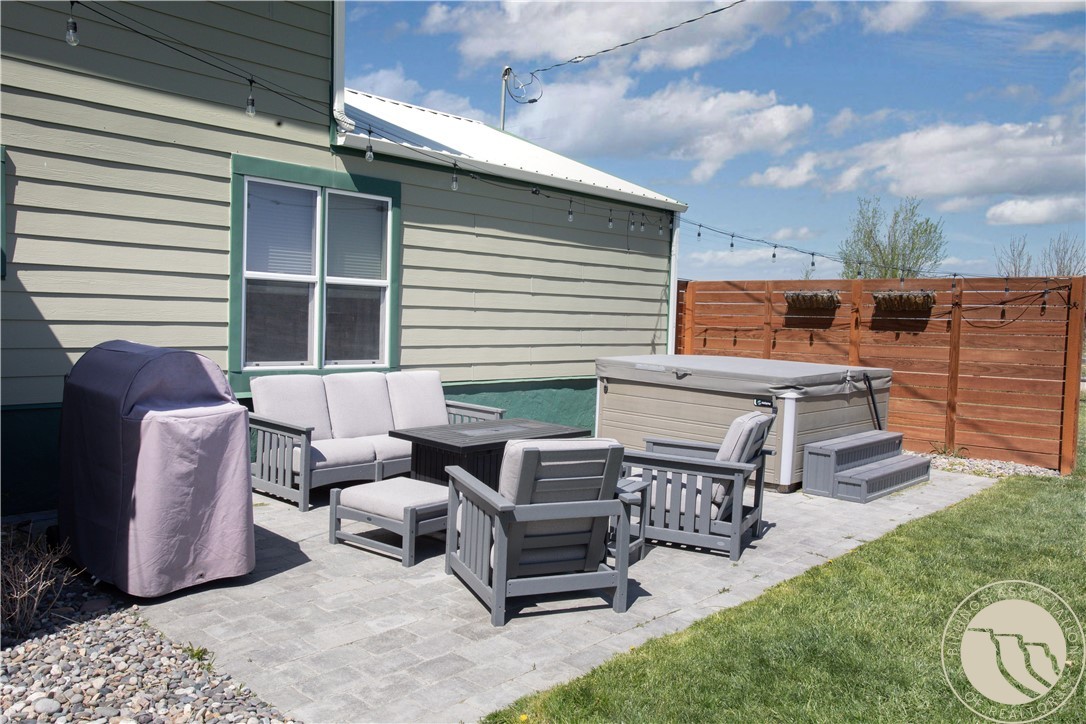 1407 N Custer Avenue
