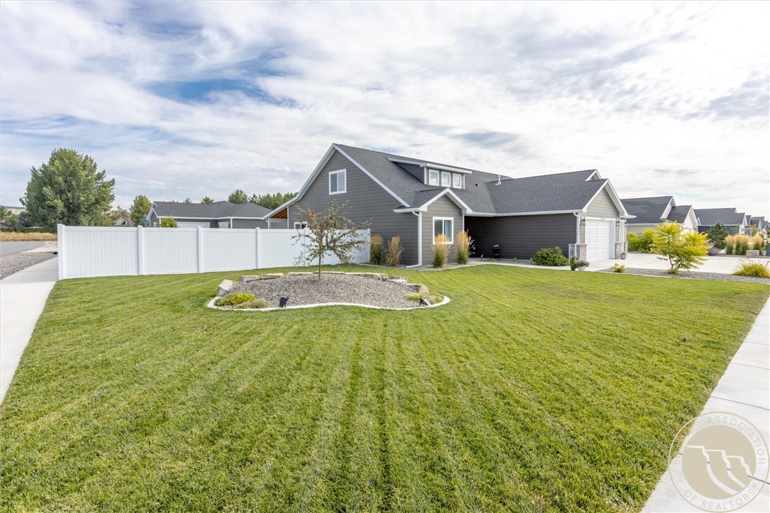 4645 Shining Light Ln.