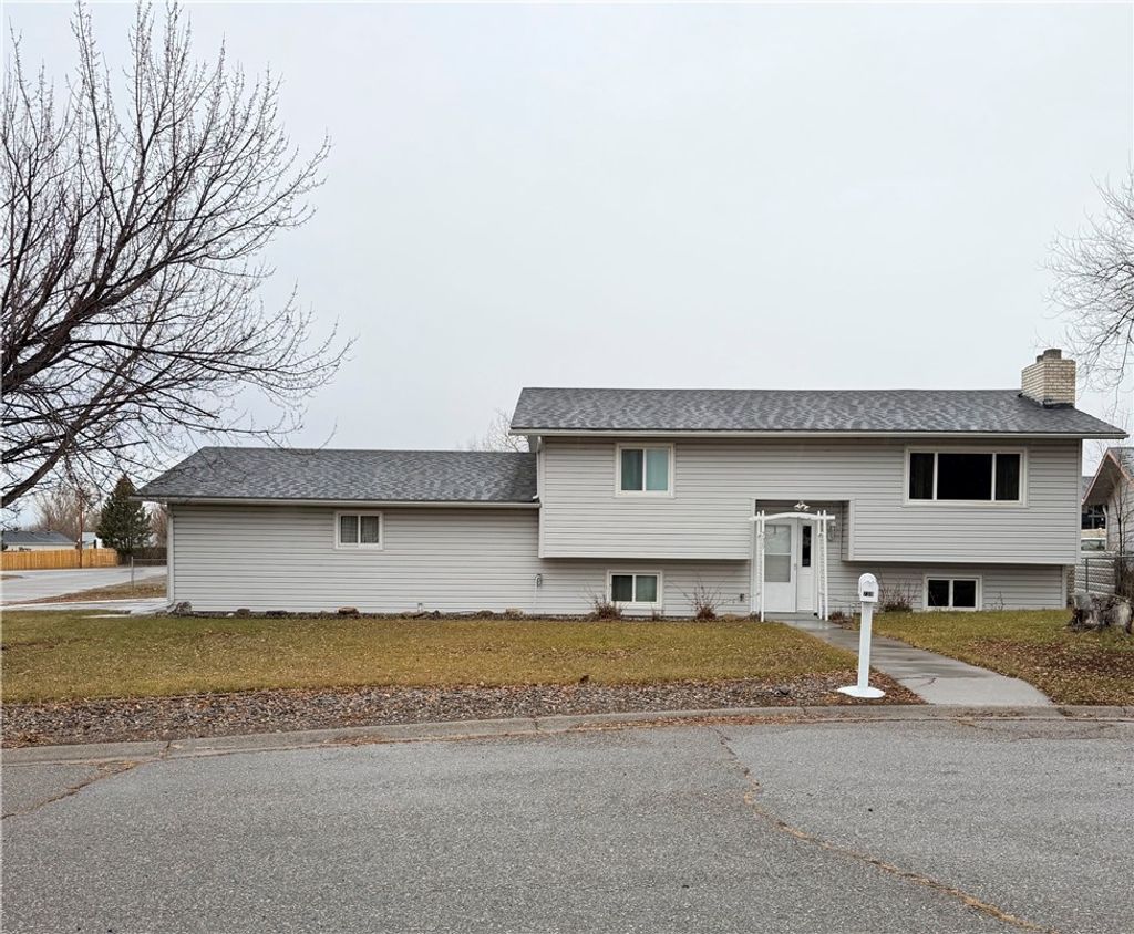 Photo of 739 Tanglewood Drive, Billings, MT 59101 (MLS # 357016)