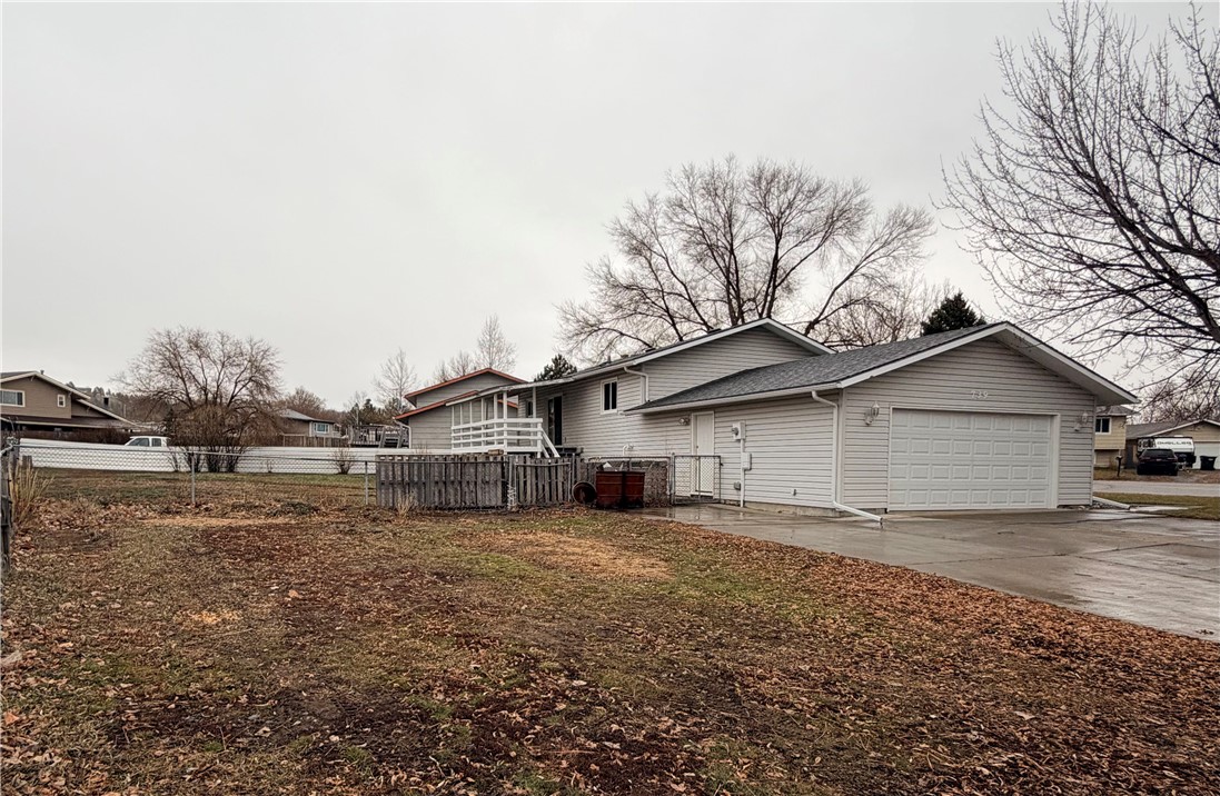 739 Tanglewood Drive