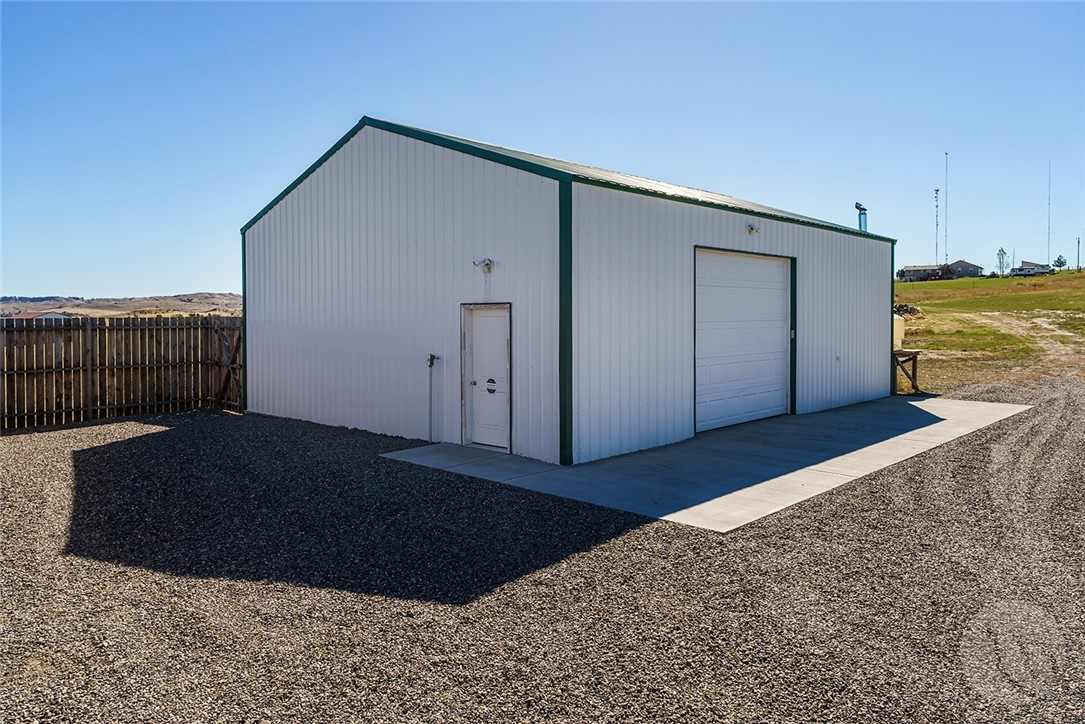 1384 Hackamore Trail