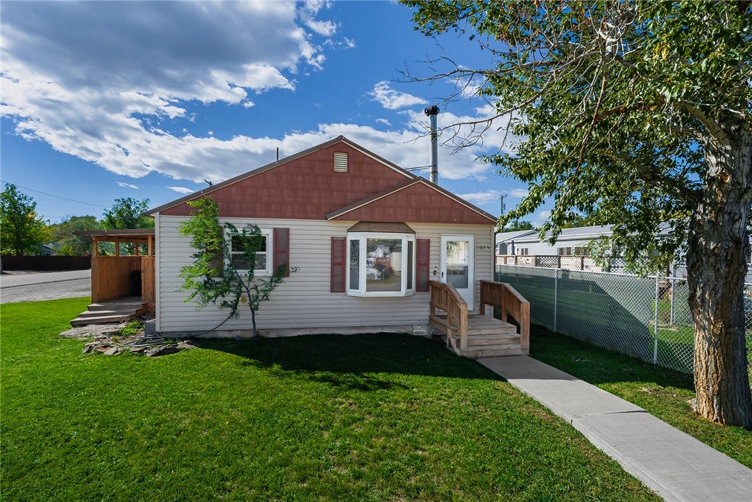 1045 E 2nd Ave North