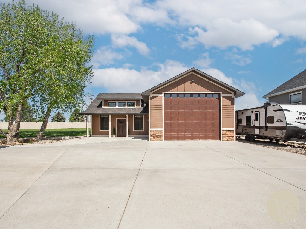 5507 Green Teal Drive