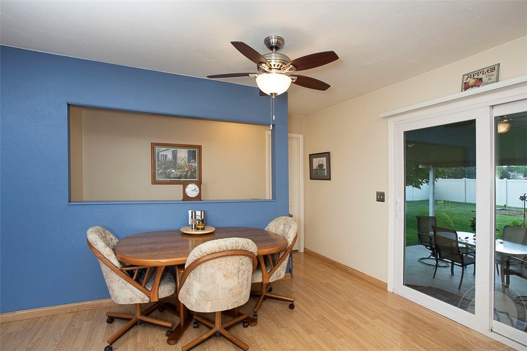 Billings, Montana 59105, United States, 4 Bedrooms Bedrooms, ,2 BathroomsBathrooms,Residential,Active,139605