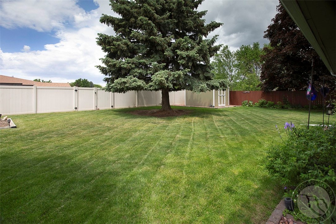 Billings, Montana 59105, United States, 4 Bedrooms Bedrooms, ,2 BathroomsBathrooms,Residential,Active,139605