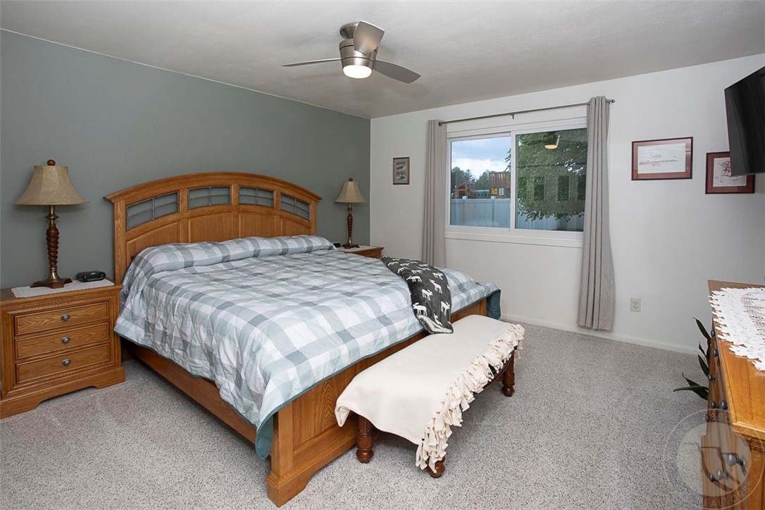 Billings, Montana 59105, United States, 4 Bedrooms Bedrooms, ,2 BathroomsBathrooms,Residential,Active,139605