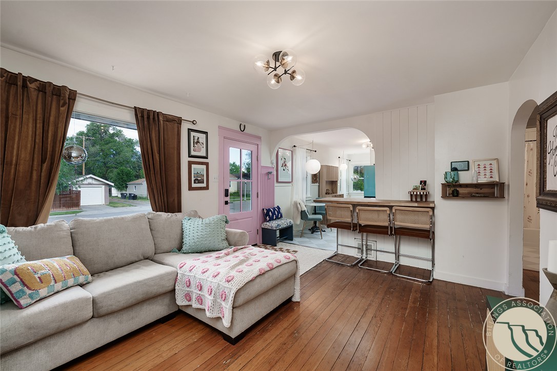 1011 4th Street W