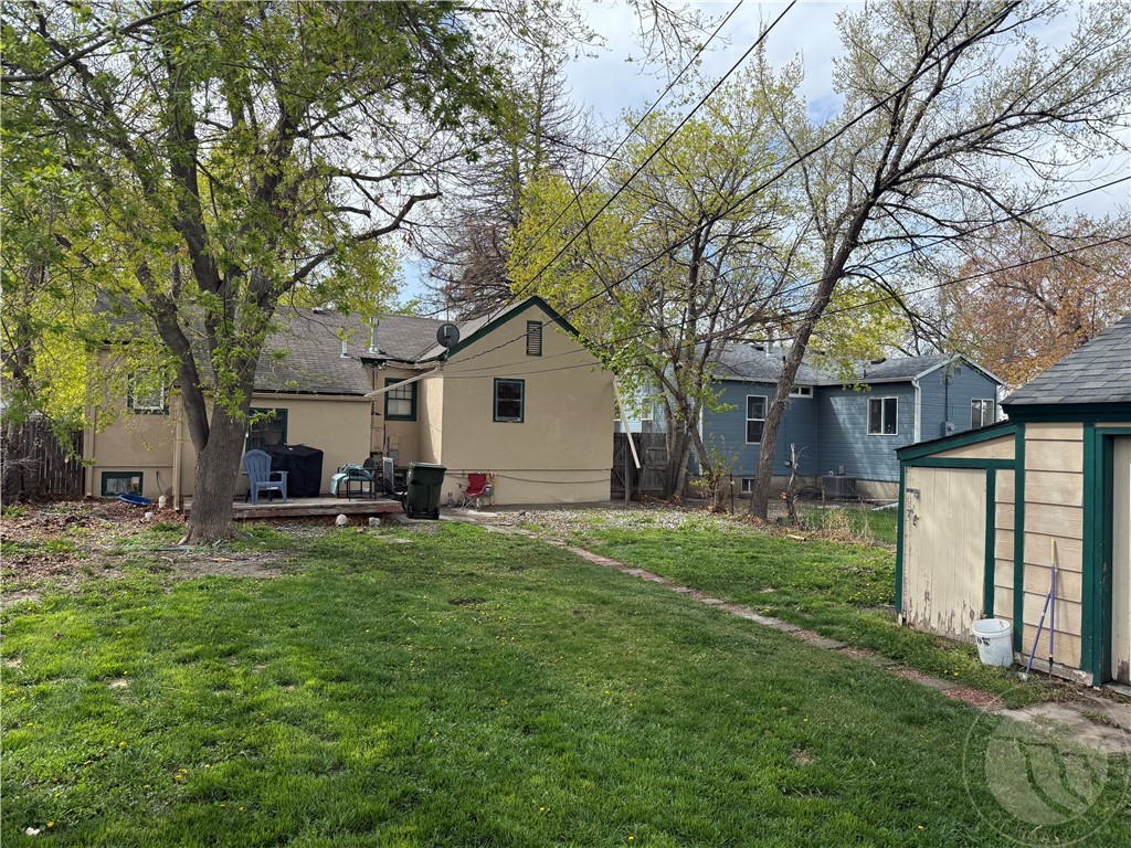 611 Custer Ave