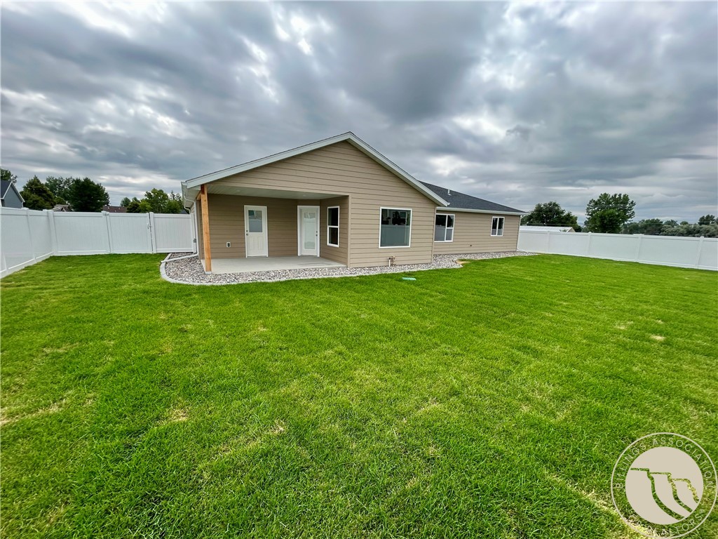 1014 Rochelle Lane