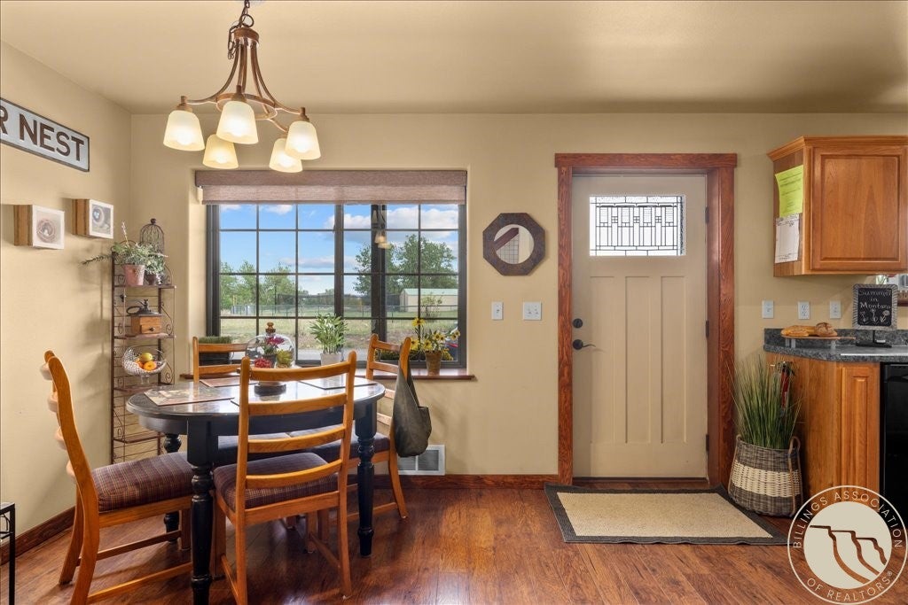 215 2nd Street E 6