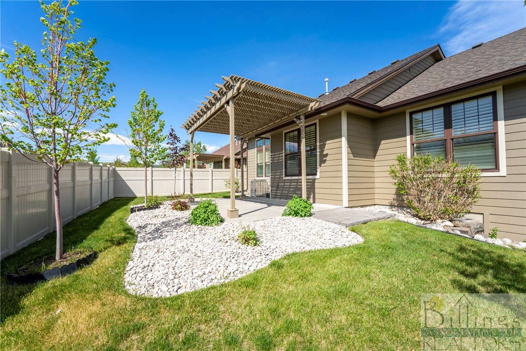 Billings, Montana 59106, United States, 3 Bedrooms Bedrooms, ,3 BathroomsBathrooms,Residential,Contingent,64245