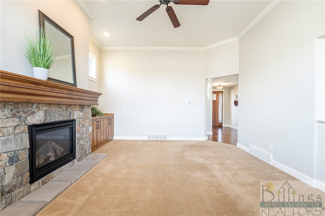 Billings, Montana 59106, United States, 3 Bedrooms Bedrooms, ,3 BathroomsBathrooms,Residential,Contingent,64245