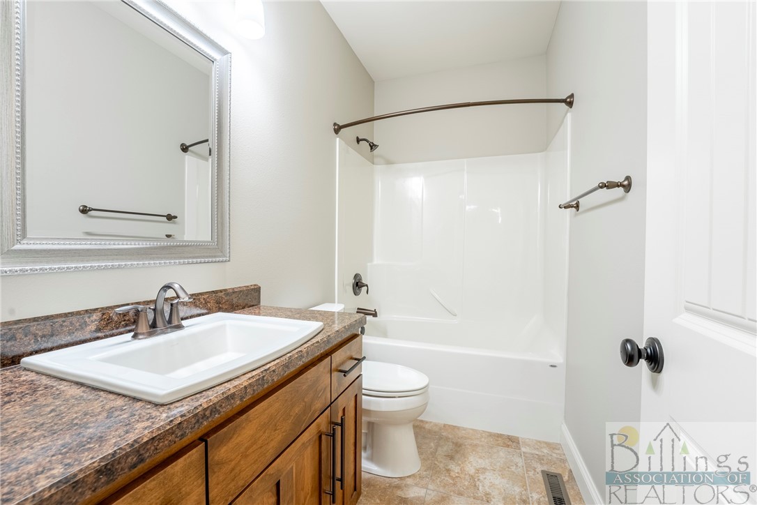 Billings, Montana 59106, United States, 3 Bedrooms Bedrooms, ,3 BathroomsBathrooms,Residential,Contingent,64245