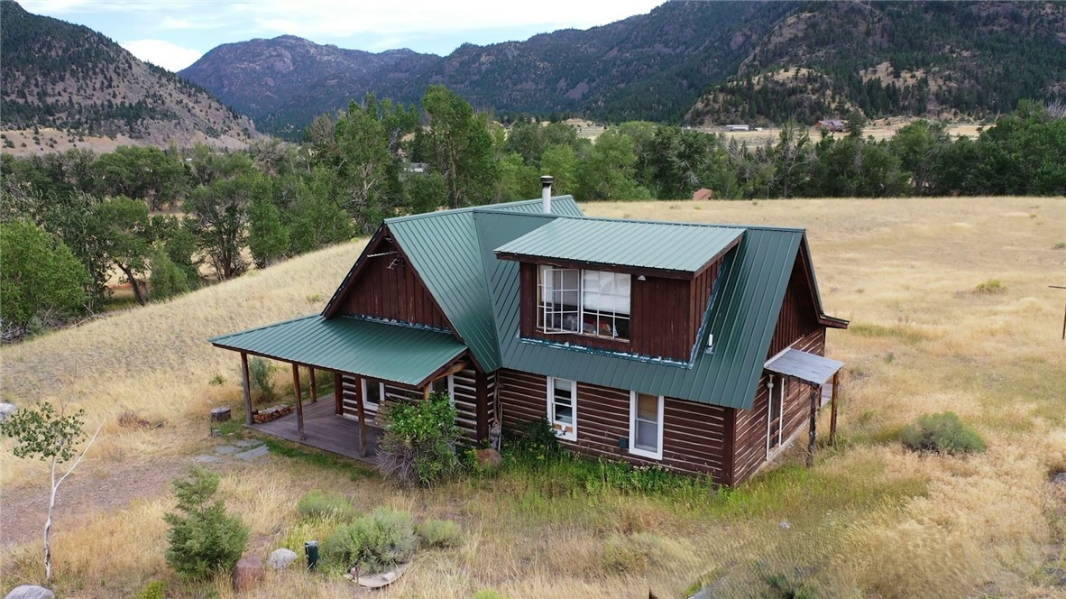 9 Grizzly Meadow Road