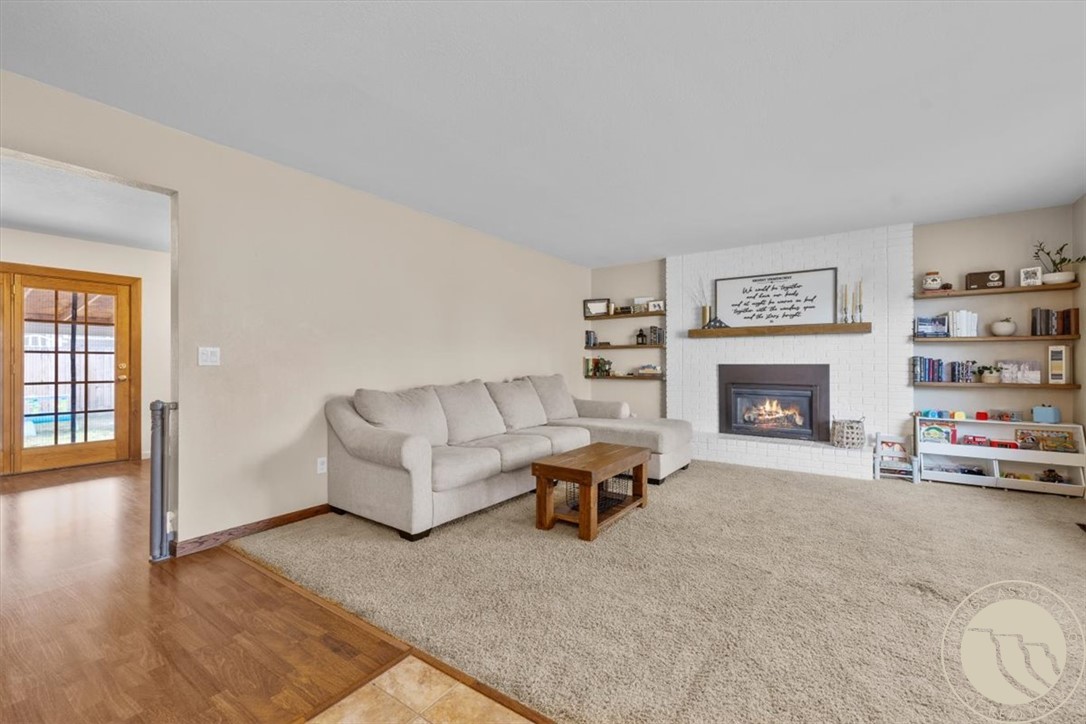 1328 Nutter Blvd