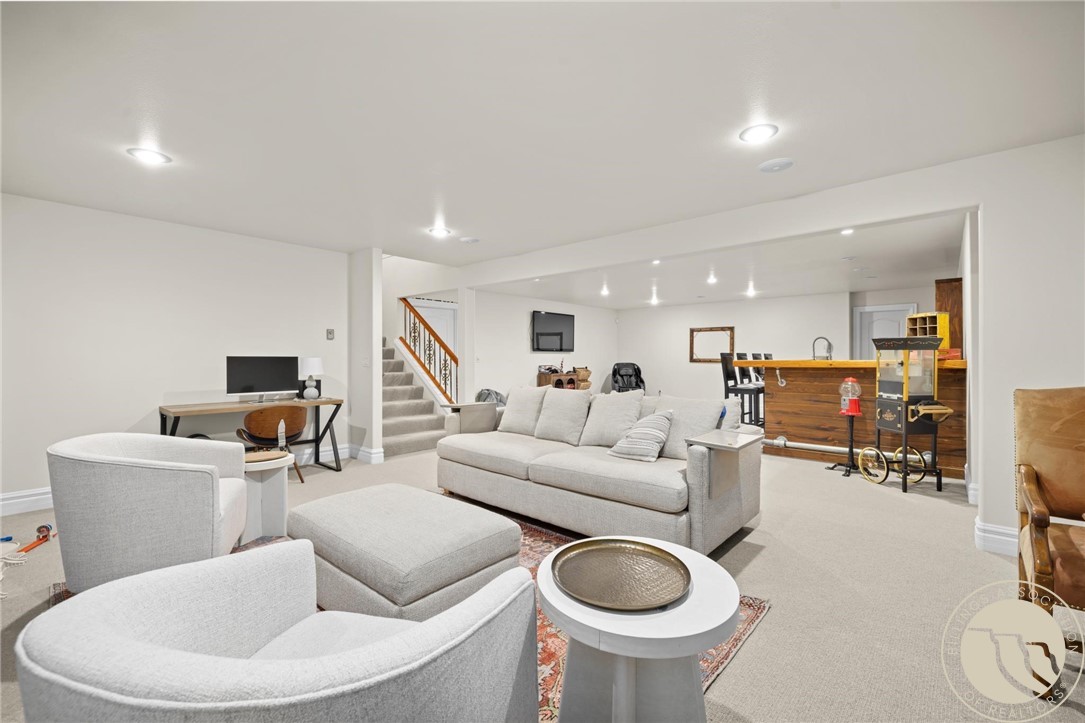 Billings, Montana 59102, United States, 4 Bedrooms Bedrooms, ,4 BathroomsBathrooms,Residential,Active,180359