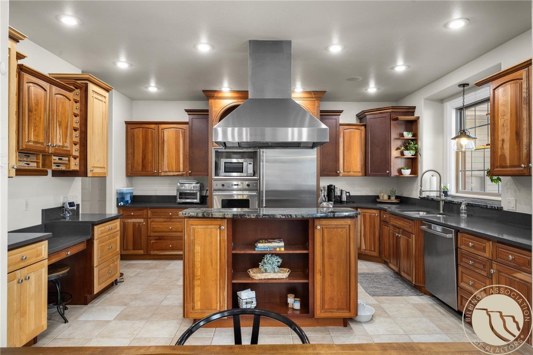 1605 Forest Park Drive