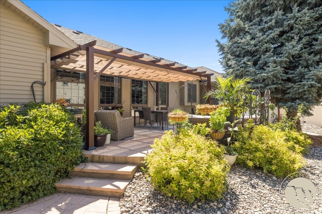 Billings, Montana 59102, United States, 4 Bedrooms Bedrooms, ,4 BathroomsBathrooms,Residential,Active,180359