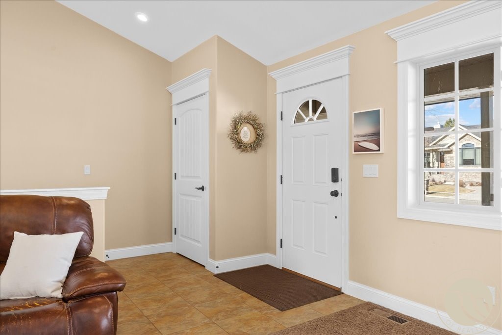 5240 Merlot Lane