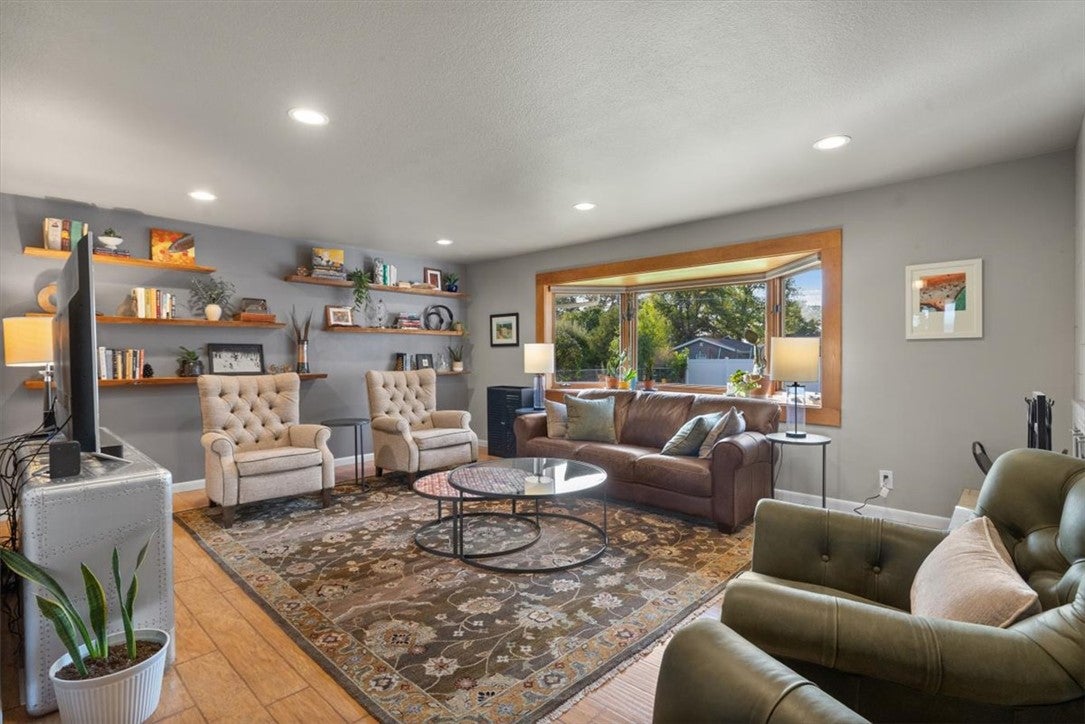 1544 Parkhill Drive