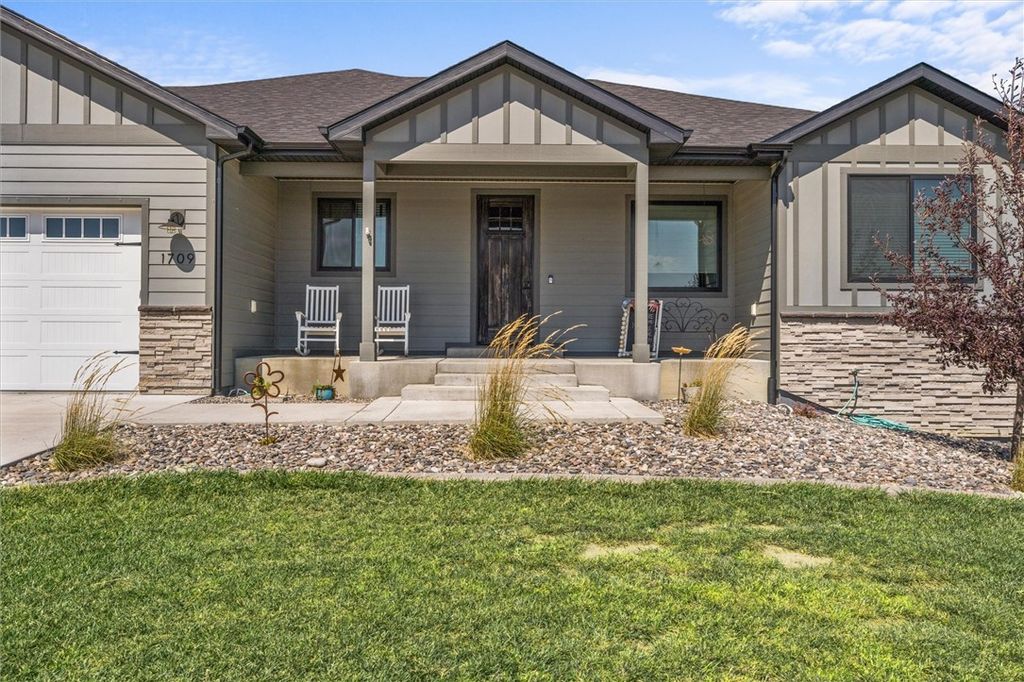 Photo of 1709 Walker Lane Ln, Billings, MT 59105 (MLS # 357949)