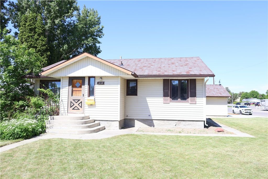 Photo of 1034 1st Avenue, Laurel, MT 59044 (MLS # 358637)