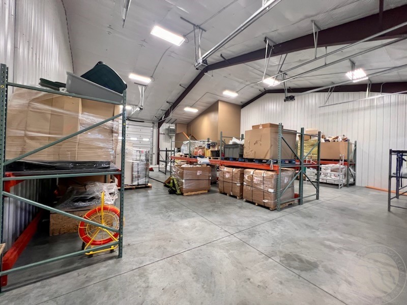 711 Lohwest Lane (NNN LEASE LISTING)