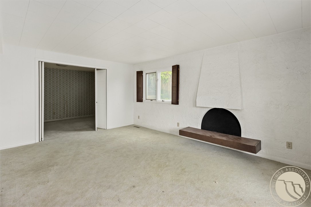 1323 Granite
