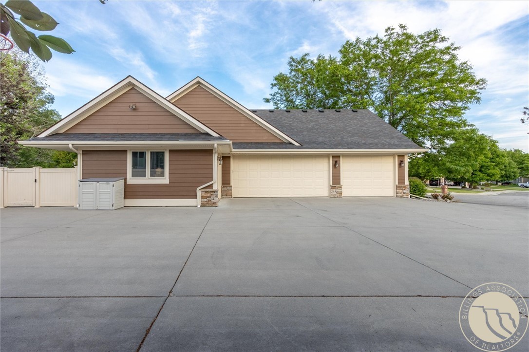 2355 QUAIL Court