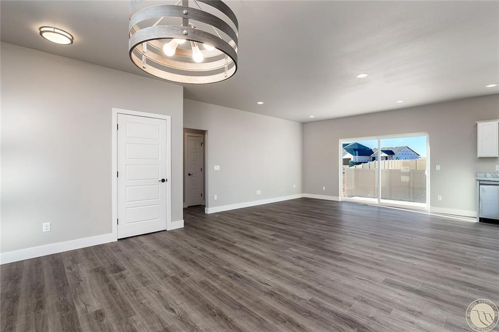 7027 Bronze Boulevard