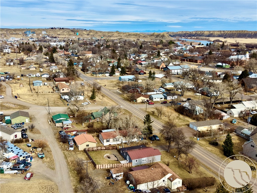 1122 Saint Charles Street