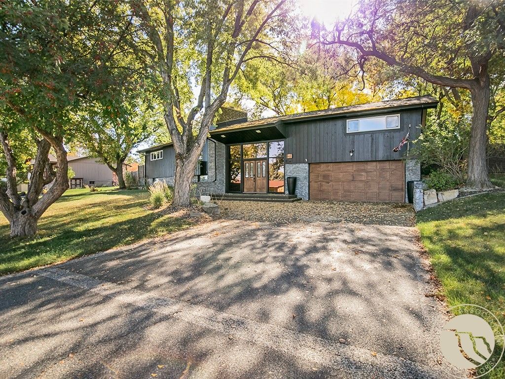 Photo of 663 Valle Vista Ave Ave, Billings, MT 59105 (MLS # 355986)