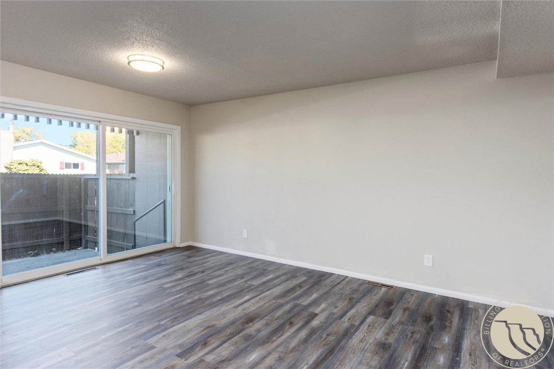 1600 Avenue E 31