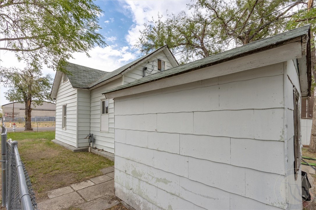 224 N 17th St