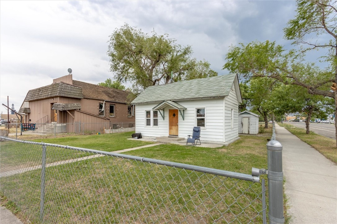 224 N 17th St