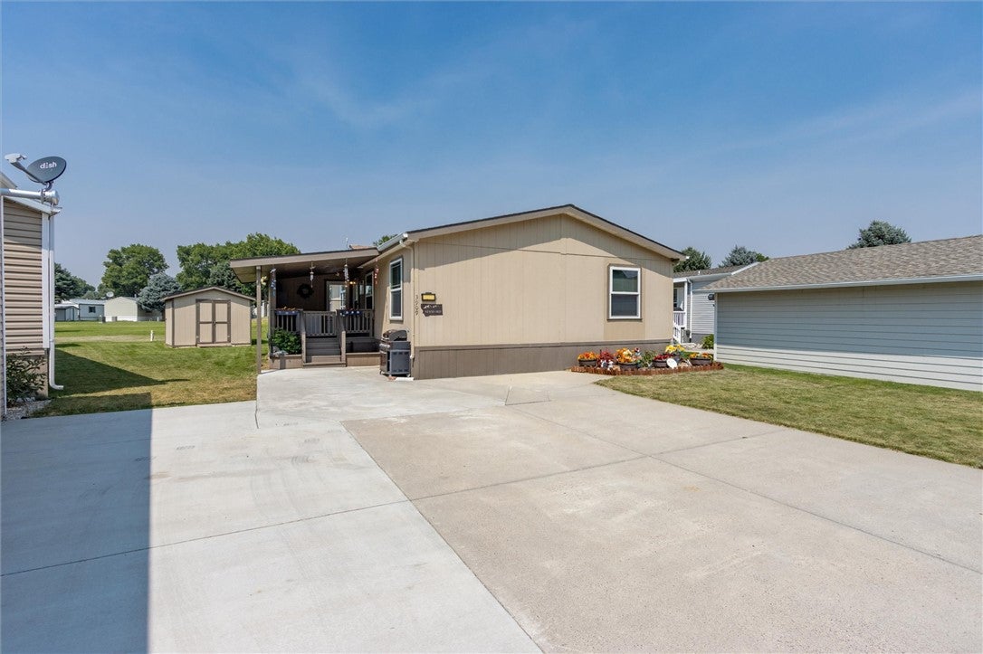 3909 S Tanager Lane