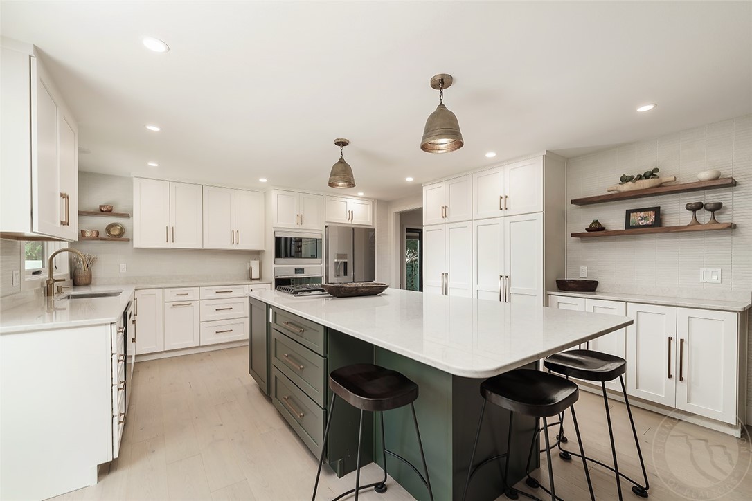 Billings, Montana 59102, United States, 4 Bedrooms Bedrooms, ,4 BathroomsBathrooms,Residential,Active,121639