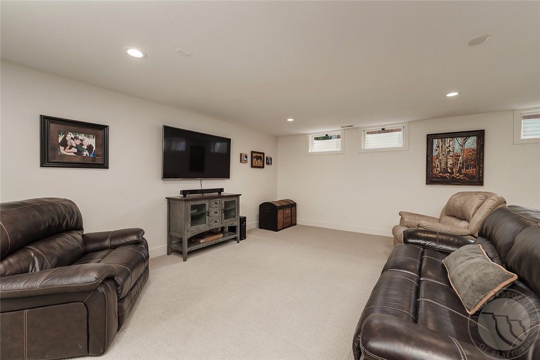 Billings, Montana 59102, United States, 4 Bedrooms Bedrooms, ,4 BathroomsBathrooms,Residential,Active,121639