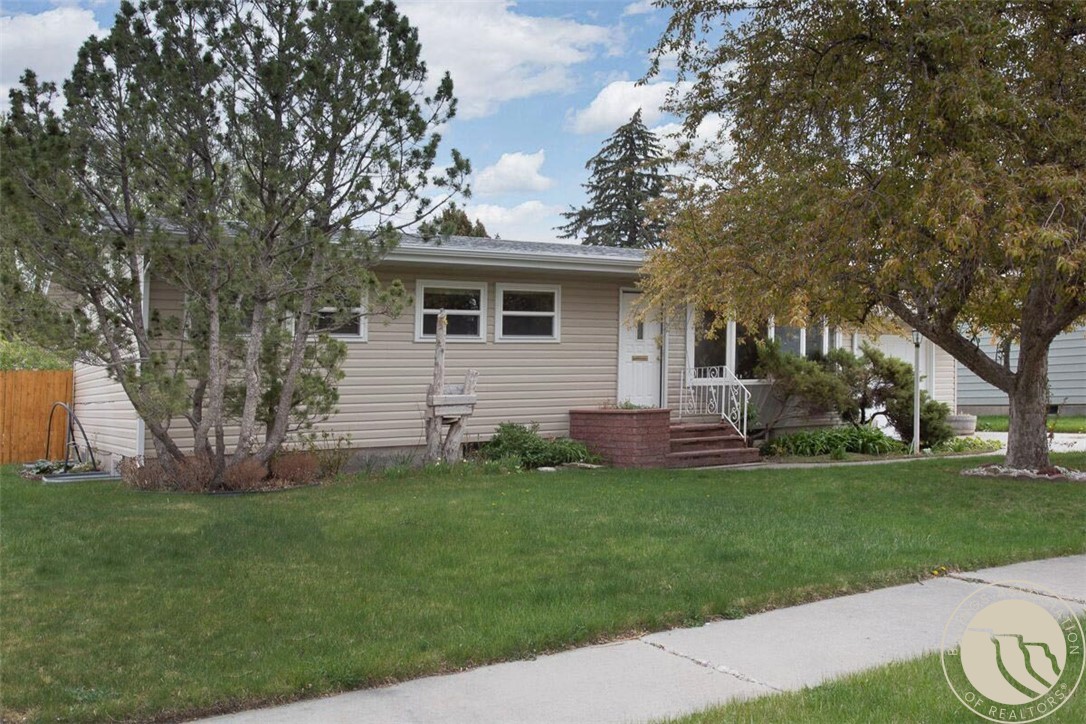 307 17th Street W