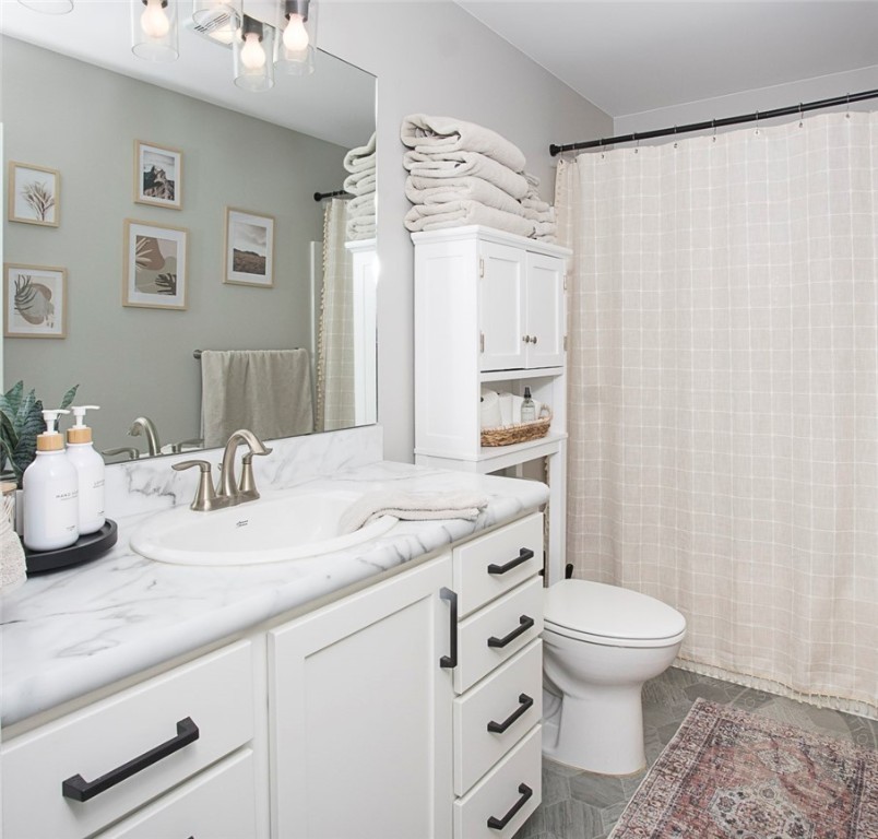 Billings, Montana 59106, United States, 5 Bedrooms Bedrooms, ,3 BathroomsBathrooms,Residential,Contingent,92984