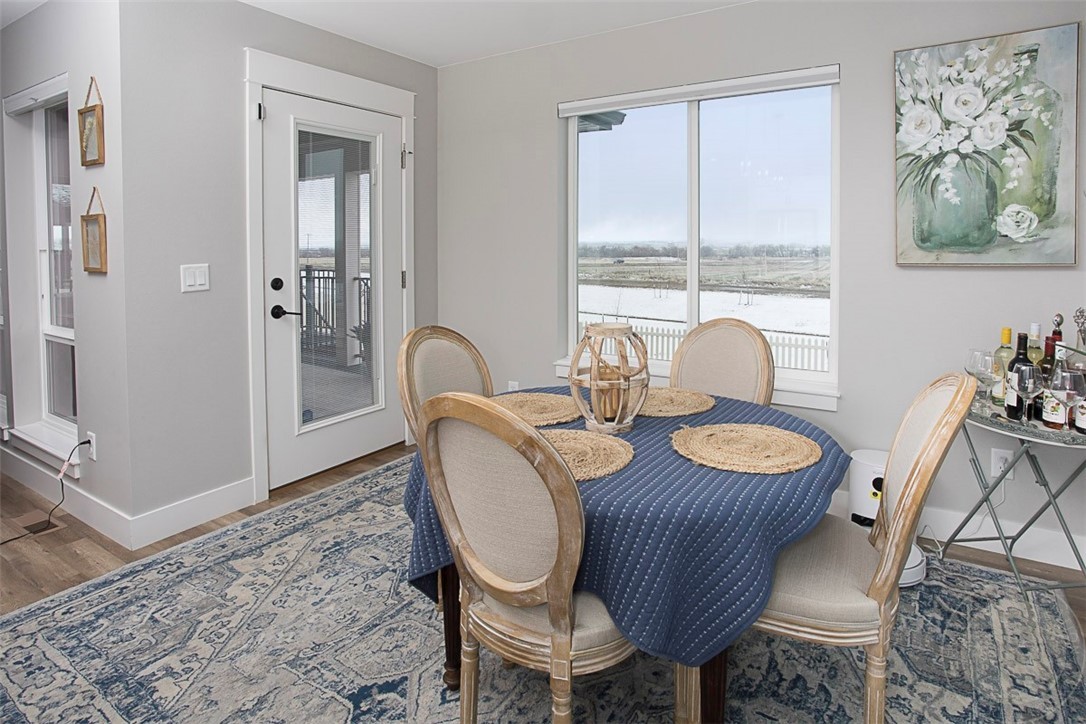 Billings, Montana 59106, United States, 5 Bedrooms Bedrooms, ,3 BathroomsBathrooms,Residential,Contingent,92984