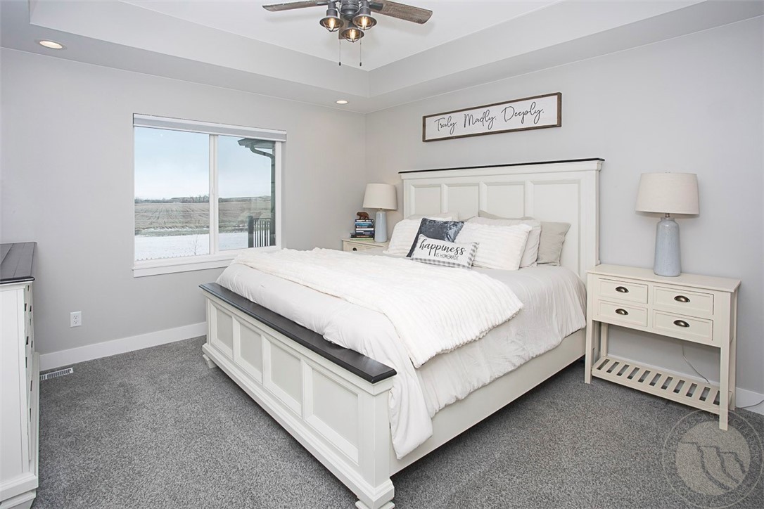 Billings, Montana 59106, United States, 5 Bedrooms Bedrooms, ,3 BathroomsBathrooms,Residential,Contingent,92984