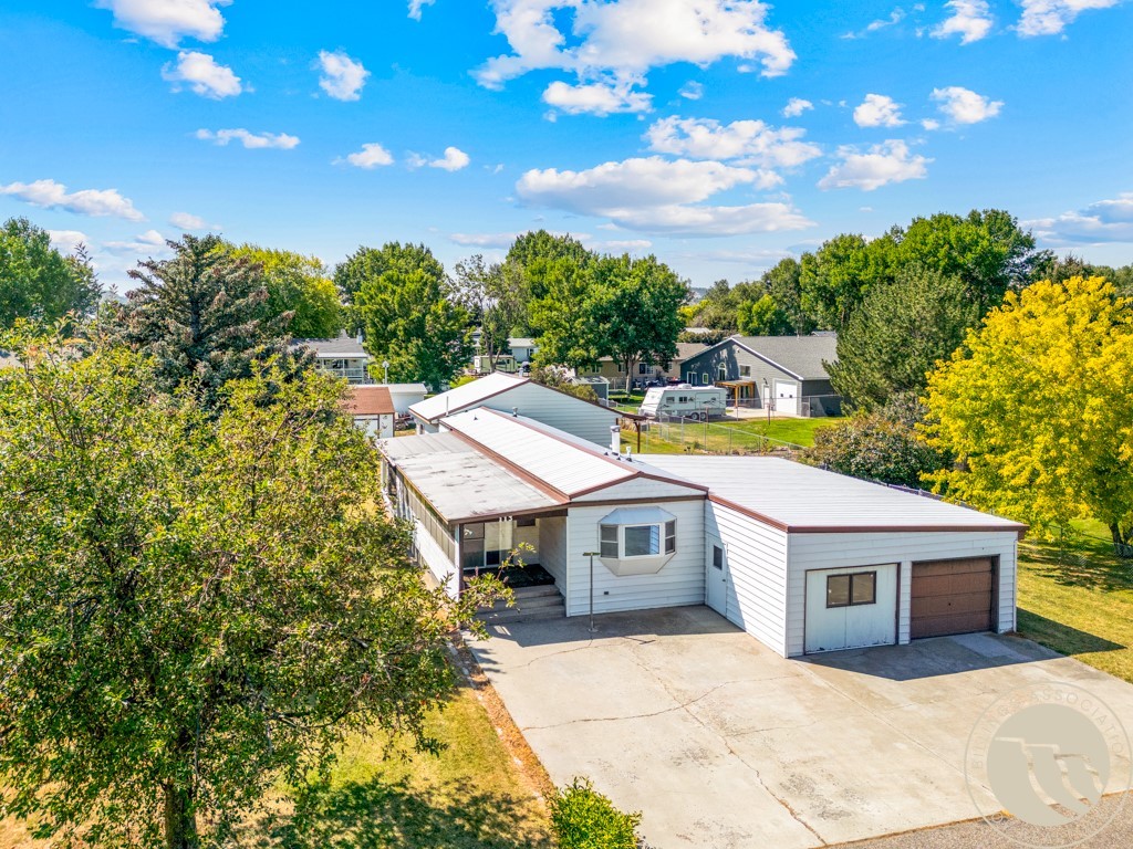 113 4th ST SW